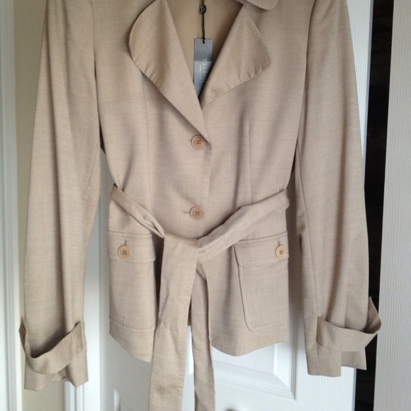 NWT Talbots belted jacket, size 6 - Picture 5 of 5